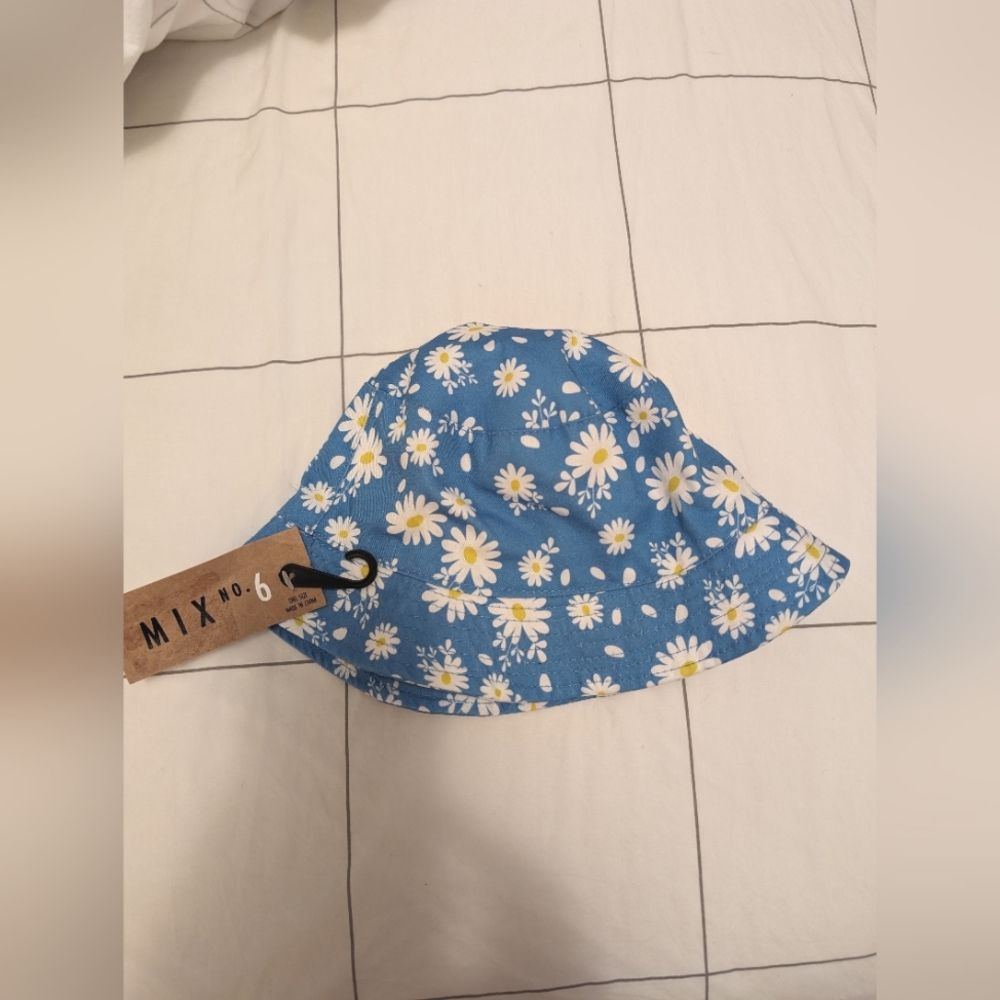 Kids Blue Daisy Bucket Hat Mix No. 6